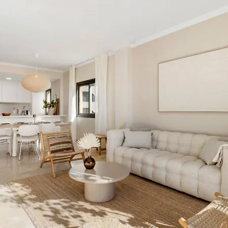 Apartmán Sea View Penthouse With 2 Pools And Nearby Estepona