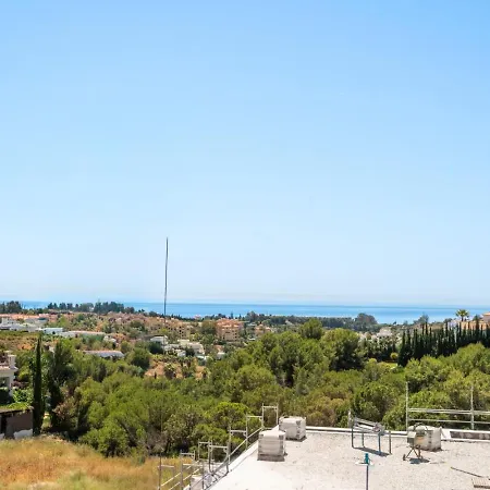 Apartmán Sea View Penthouse With 2 Pools And Nearby